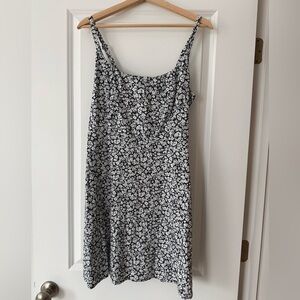 Old Navy Navy and White Floral Mini Dress